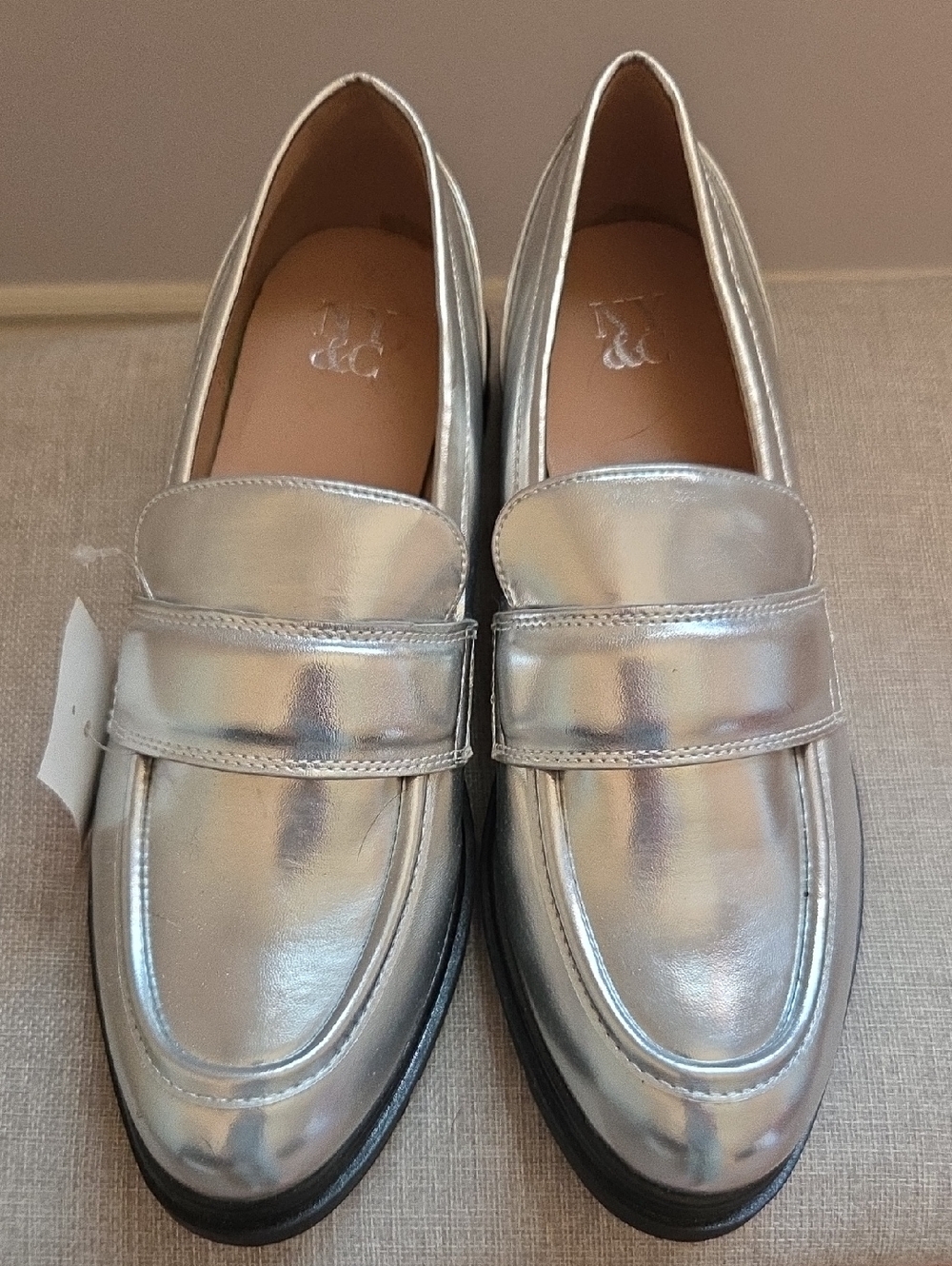 New York & Company Silver Metallic Loafers